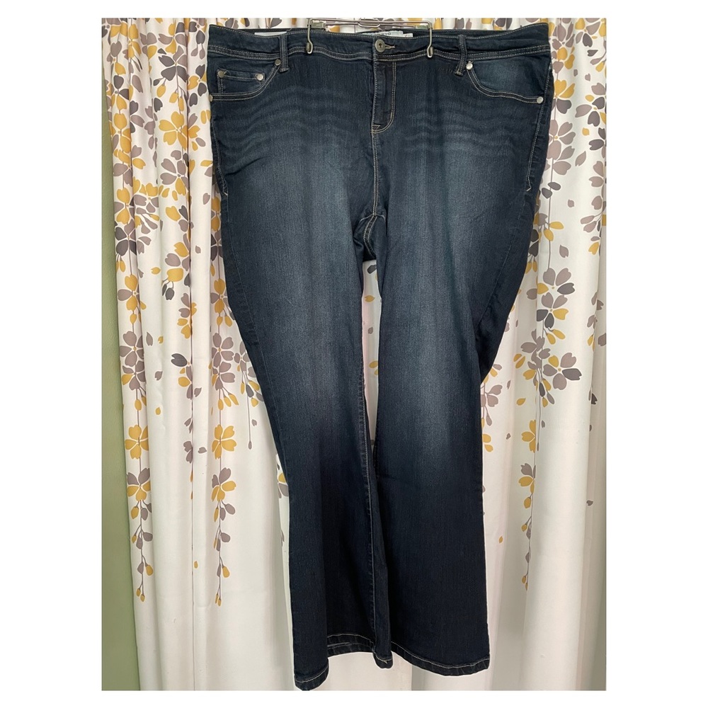Torrid luxe slim boot jeans size 20 short